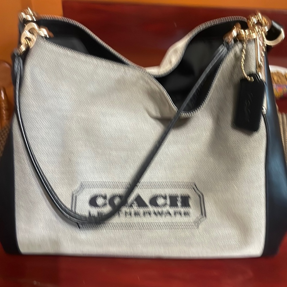 Coach shoulder bag